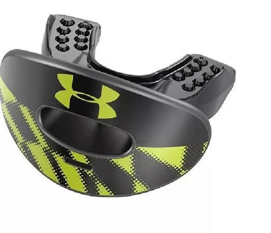 UA Armour Air Lip Guard